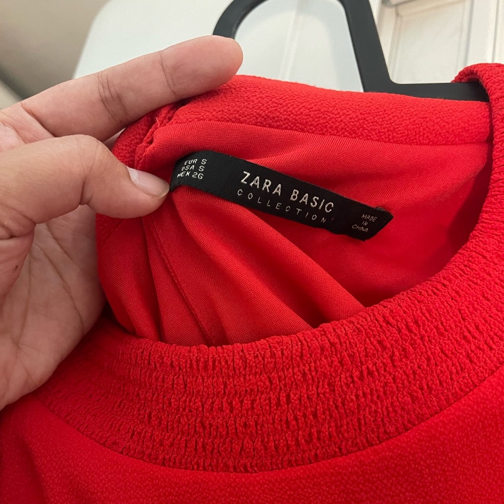 Pre-loved! ZARA BASIC COLLECTION Classic Red Dress woth Cold Shoulder! - Picture 5 of 5